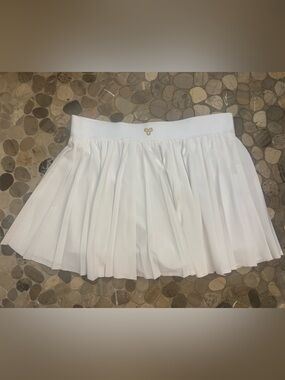 Aritzia White Pleated Mini Skirt